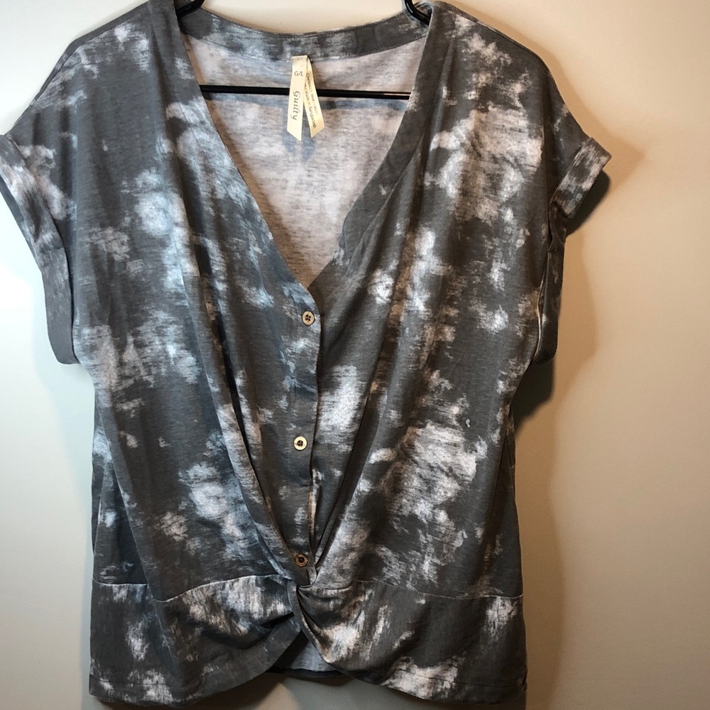 GUILTY Anthropologie Gray and White Tie-Dye Blouse